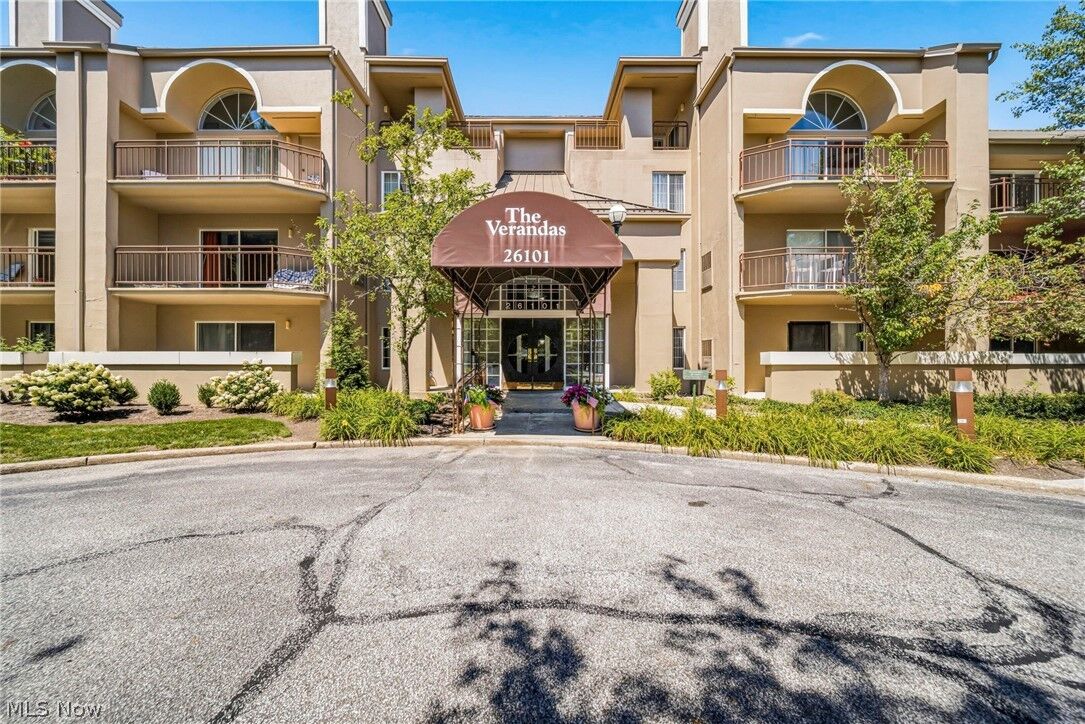Property Photo: 26101 Village Lane 202 OH 44122