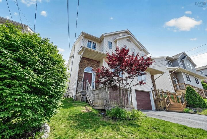 38 Evans Avenue — photo 1