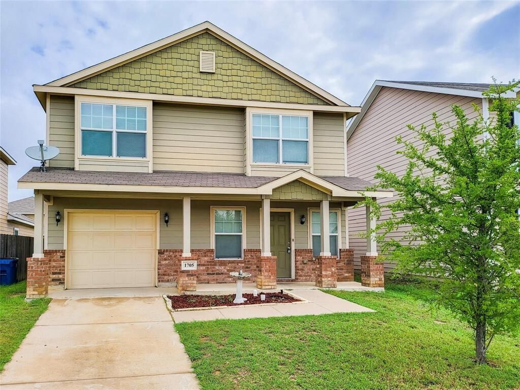 Property Photo: 1705 Wickham Drive TX 76028