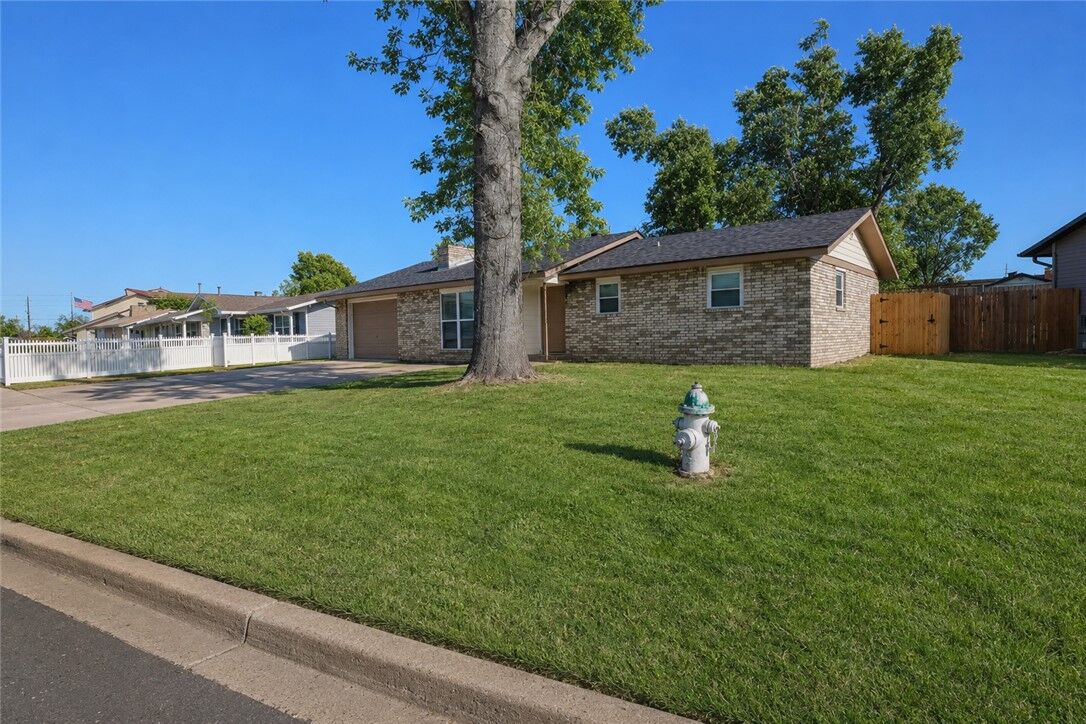 Property Photo: 1312 Wood Street AR 72756