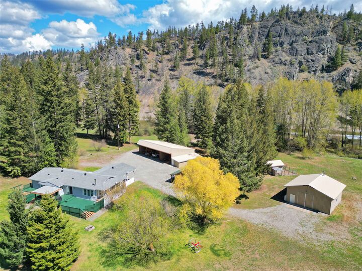 Property Photo: 1094 Highway 5A BC V0X 1W0