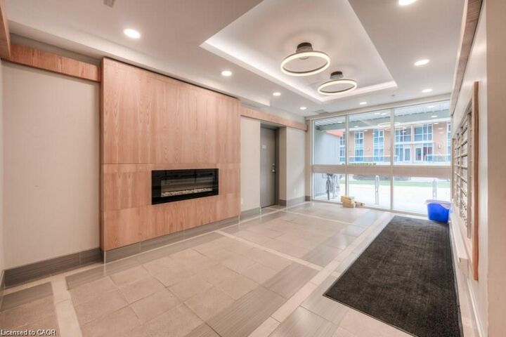 Property Photo: 258 Sunview Street 276 ON N2L 0H7