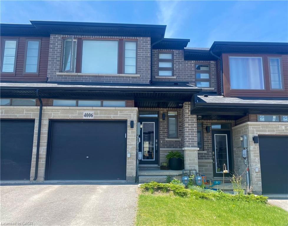 Property Photo:  4006 Crown Street  ON L0R 1B4 