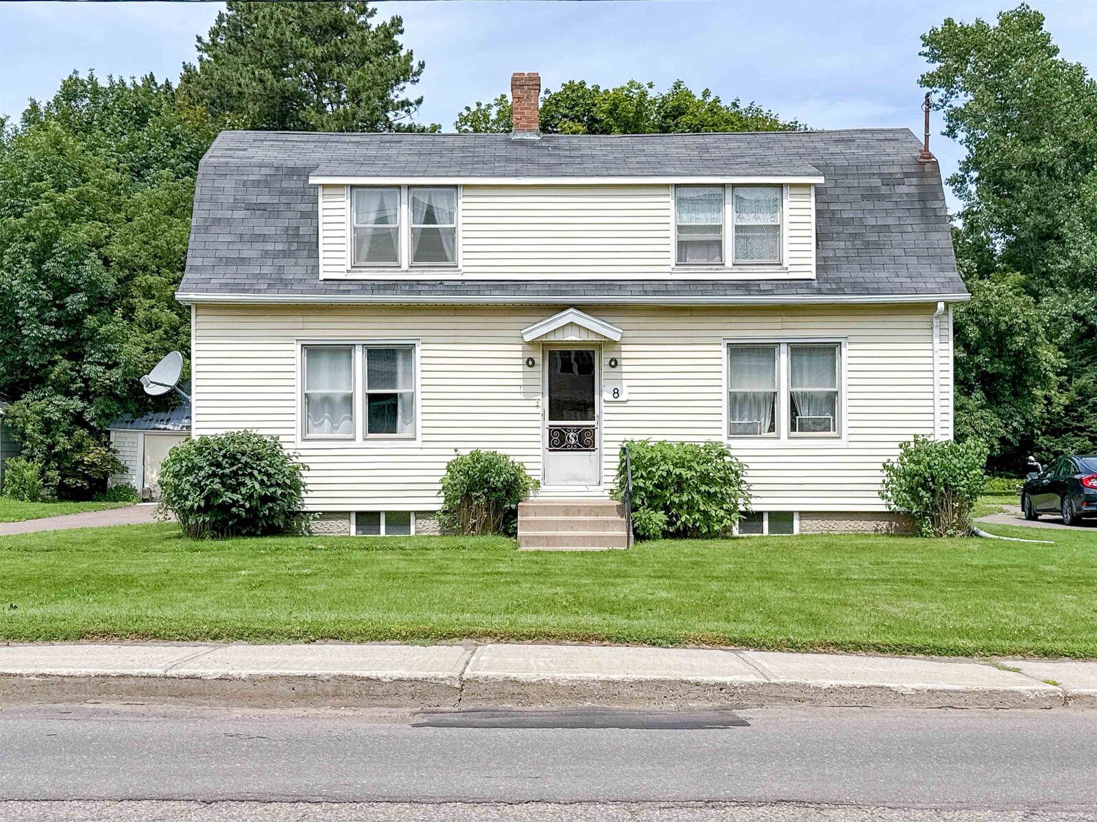 Property Photo:  8 Falconwood Drive  PE C1A 6B5 
