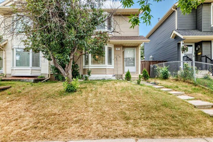 Property Photo:  291 Falton Drive NE  AB T3J 2W8 