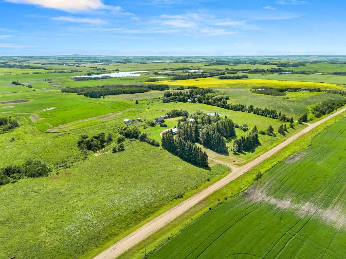 Property Photo: 32037 Twp 504 AB T0B 0L0