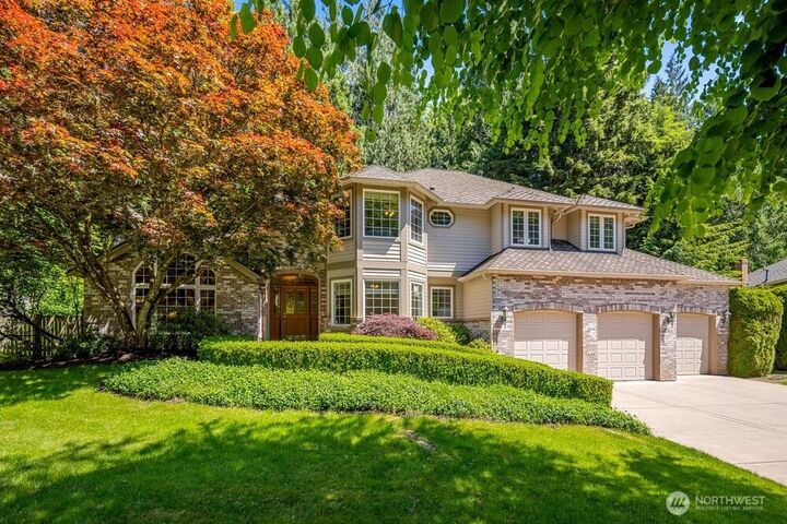 Property Photo: 19710 222nd Avenue NE WA 98077