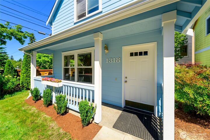Property Photo:  1318 N 184th Court #12  WA 98177 