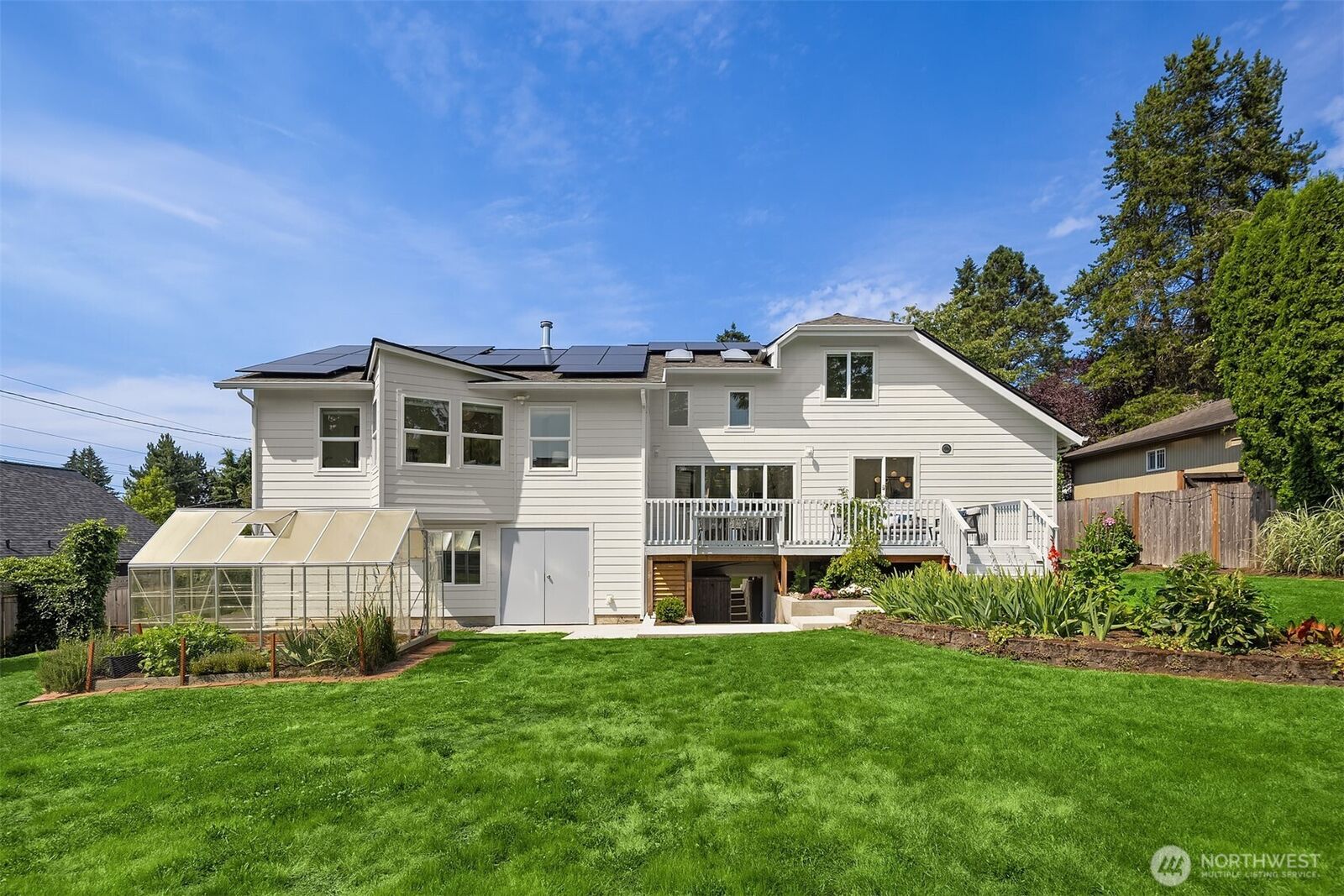 Property Photo: 12453 NE 104th Street WA 98033
