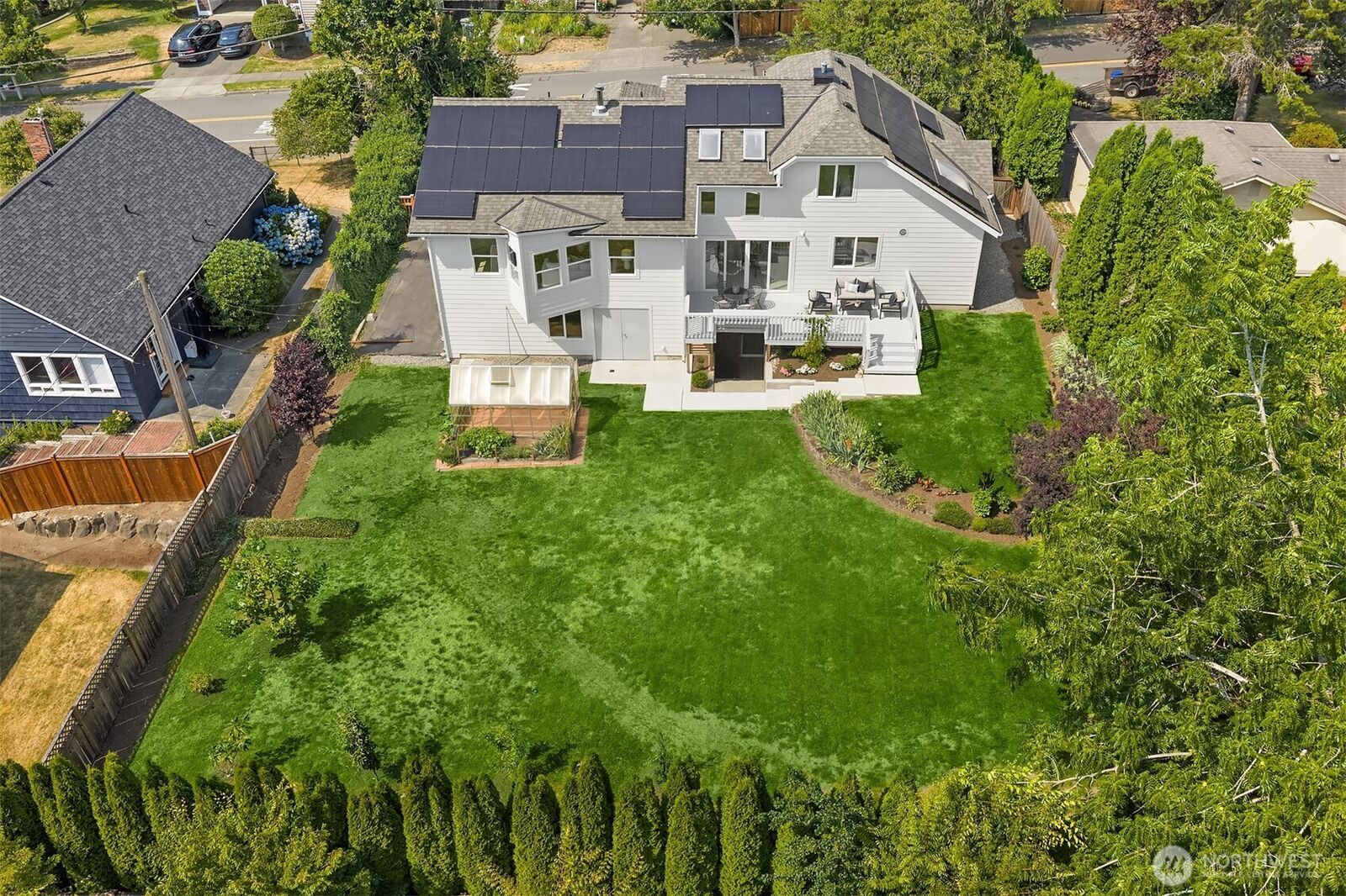 Property Photo:  12453 NE 104th Street  WA 98033 