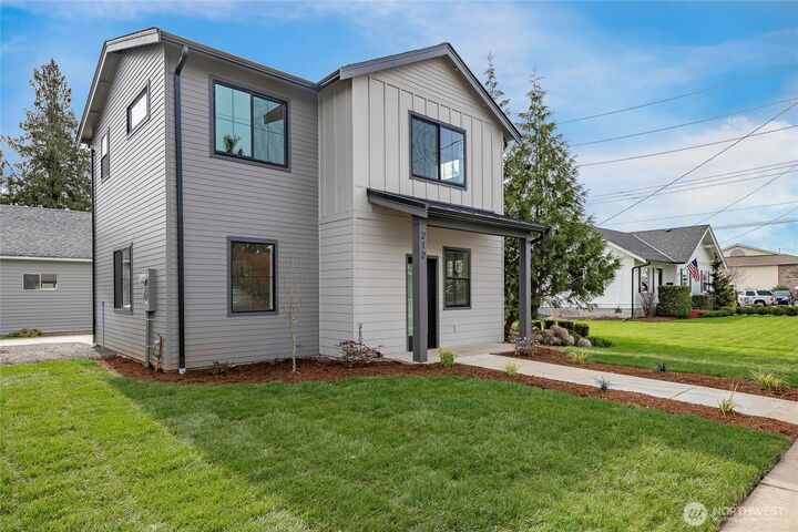 Property Photo: 212 E Grover Street WA 98264