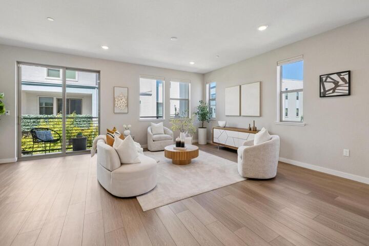 Property Photo:  5761 Vibrant Loop  CA 95119 