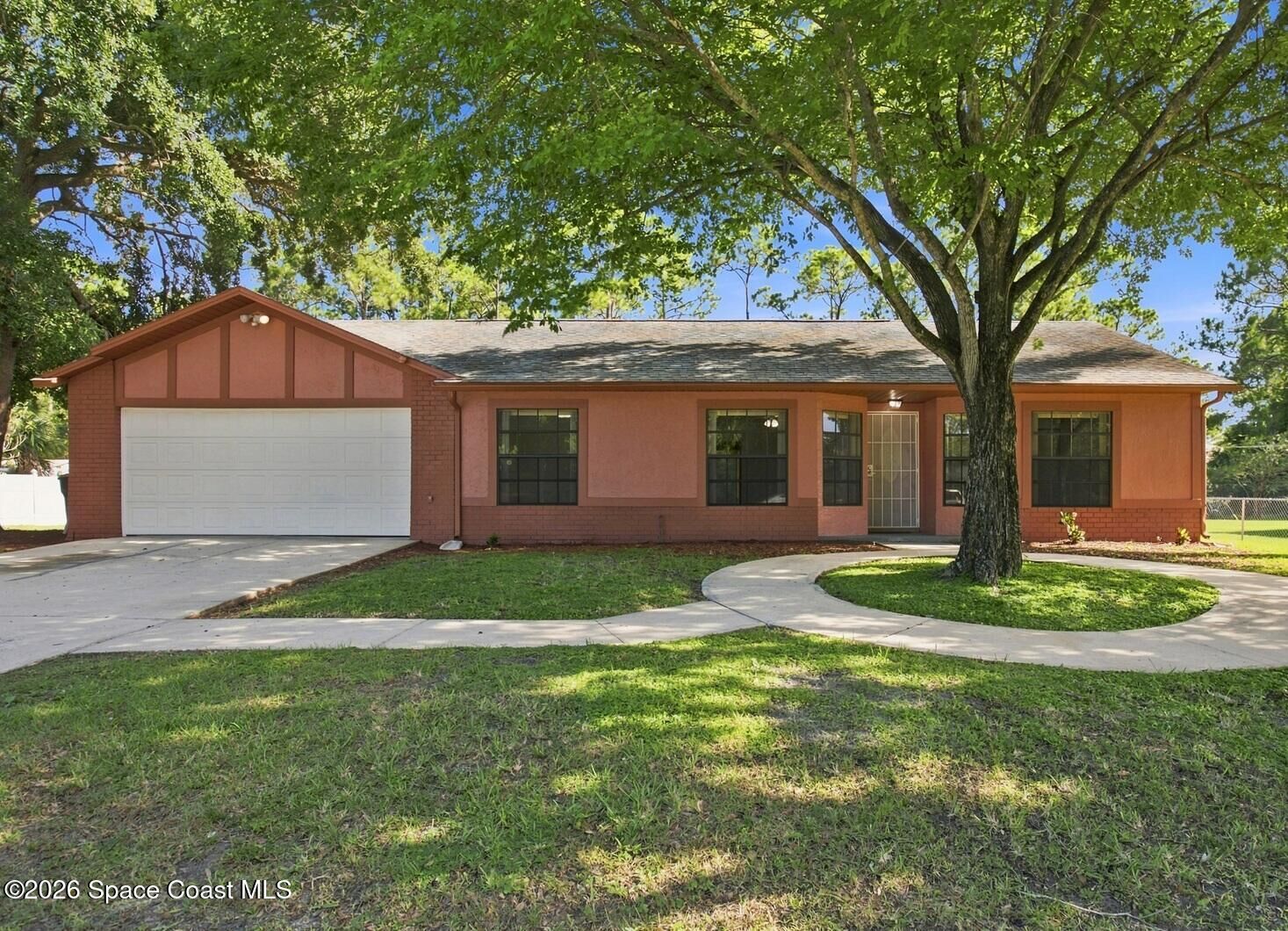 Property Photo:  792 Emerson Drive NE  FL 32907 