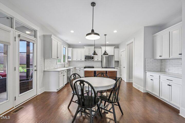 Property Photo: 129 Pointe Park Circle NC 27540