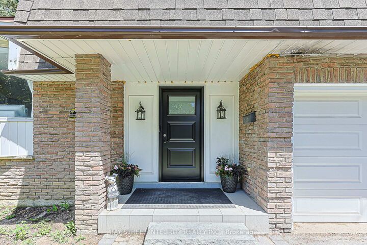 Property Photo: 81 Dawn Hill Trail ON L3T 3B4