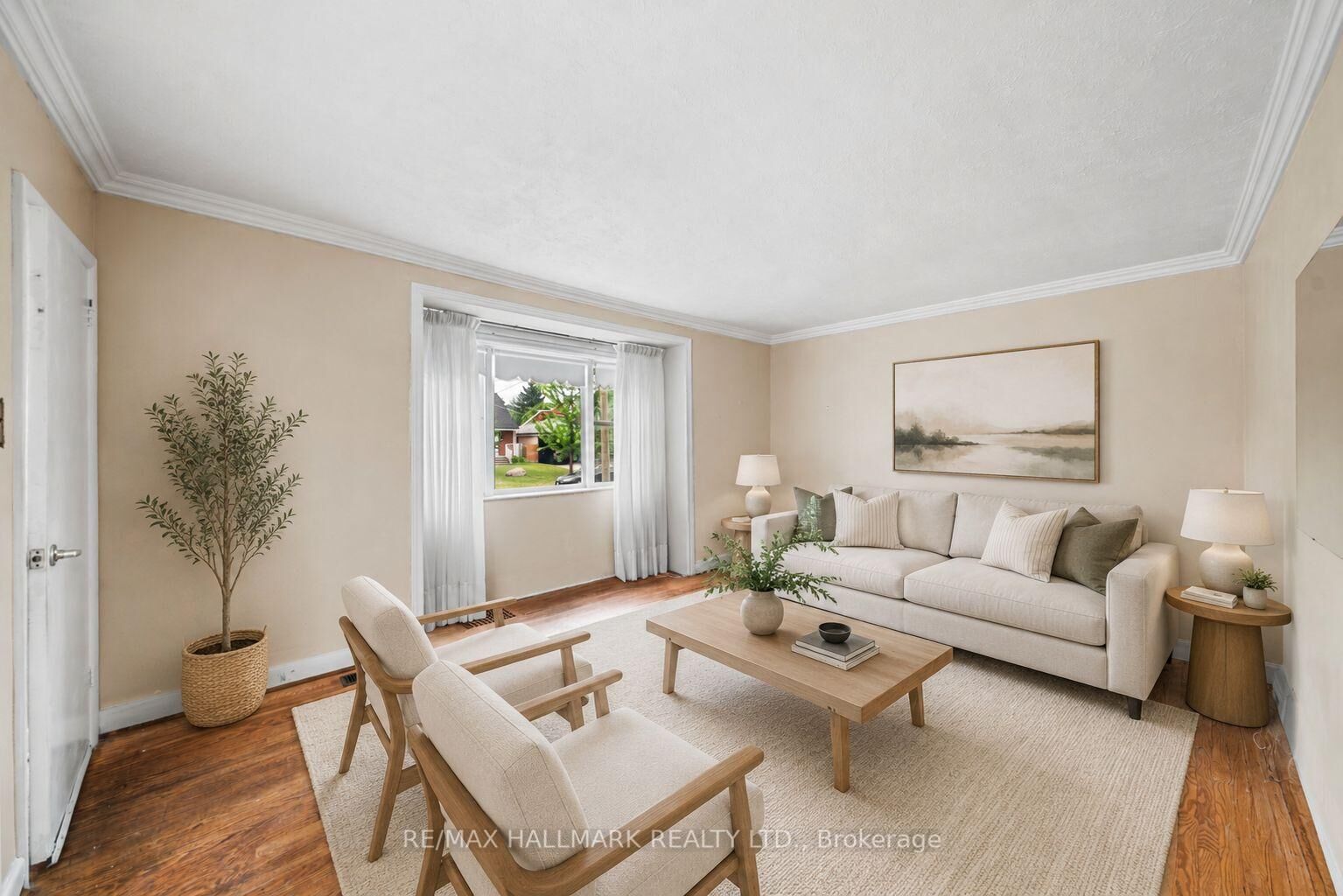 Property Photo: 27 Sunray Crescent ON M3M 2C4