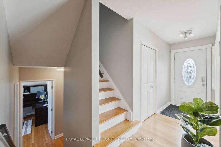 Property Photo:  29 Pritchard Drive  ON K2G 1B2 