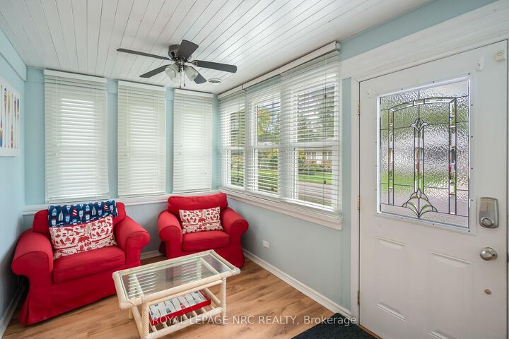 Property Photo:  310 Eastwood Avenue  ON L0S 1B0 