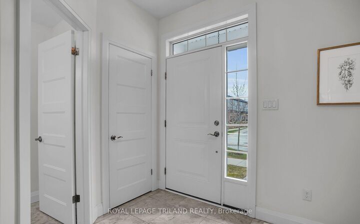 Property Photo:  303 Callaway Road  ON N6G 0N8 