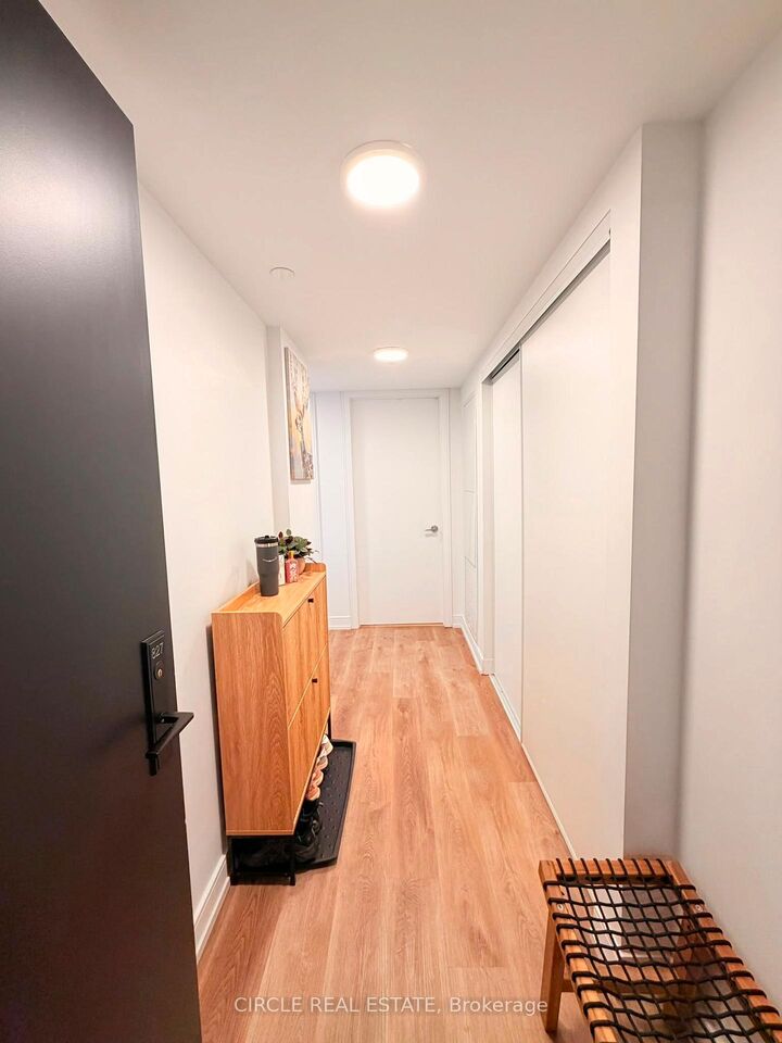 Property Photo: 1 Jarvis Street 827 ON L8R 3J2