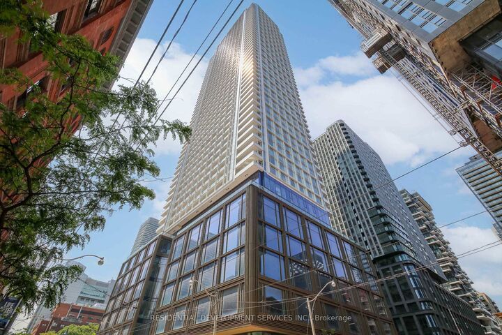 Property Photo:  88 Queen Street 3303  ON M5C 0B6 