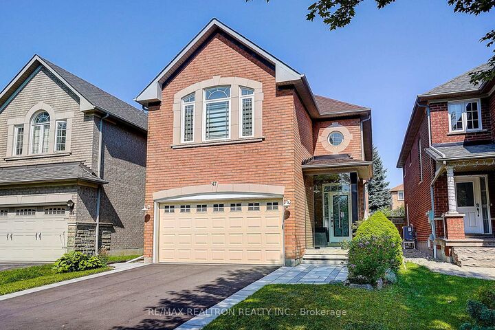Property Photo: 47 Melville Street ON L4B 4J1