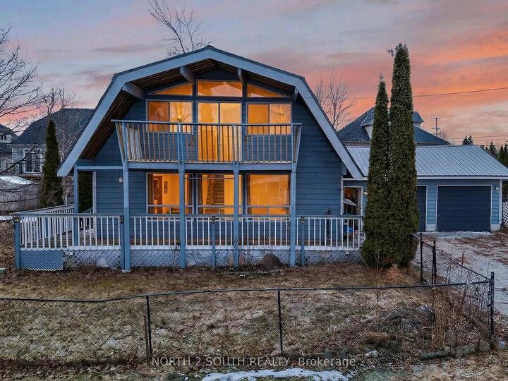 13 Bayview Avenue — photo 1