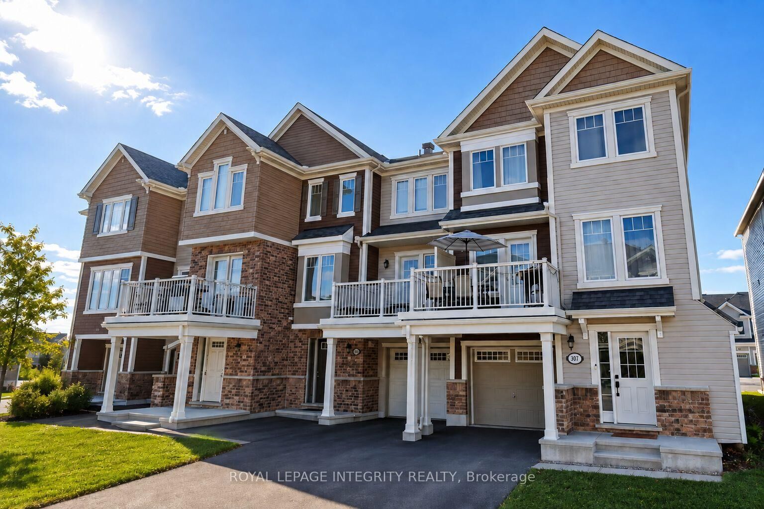 Property Photo:  307 Pumpkinseed Crescent  ON K2J 0R9 