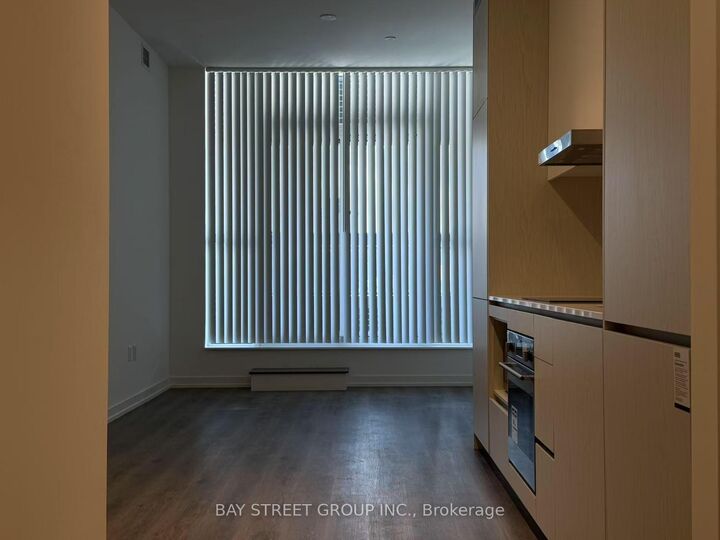 Property Photo:  28 Interchange Way 203  ON L4K 0P8 