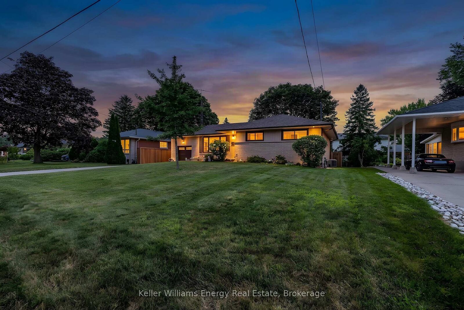 Property Photo: 403 Rossmount Avenue ON L1J 3K5