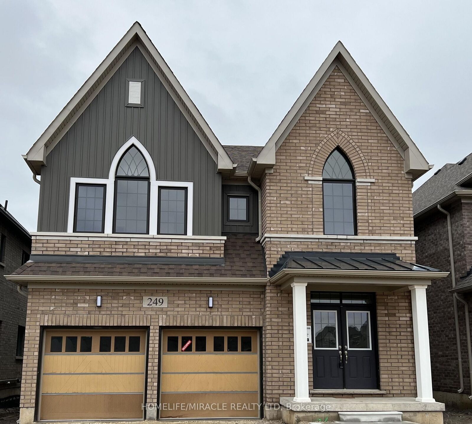Property Photo:  249 Dingman Street  ON N0G 1A0 