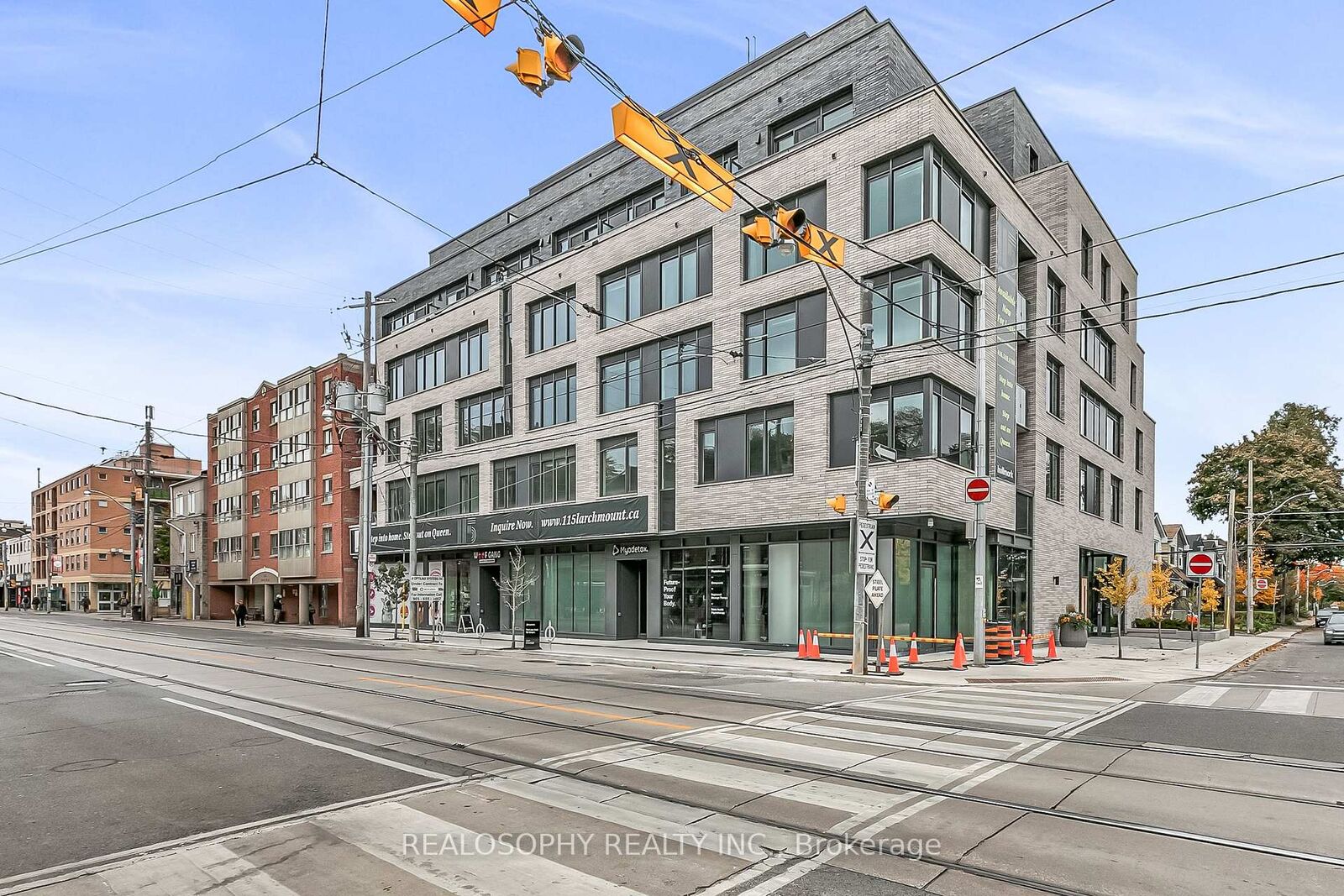 Photo de la propriété: 115 Larchmount Avenue 509 ON M4M 2Y6