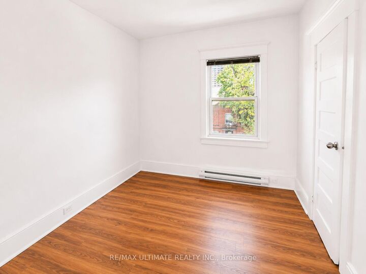 Property Photo: 308 Brunswick Avenue 2 ON M5R 2Z1