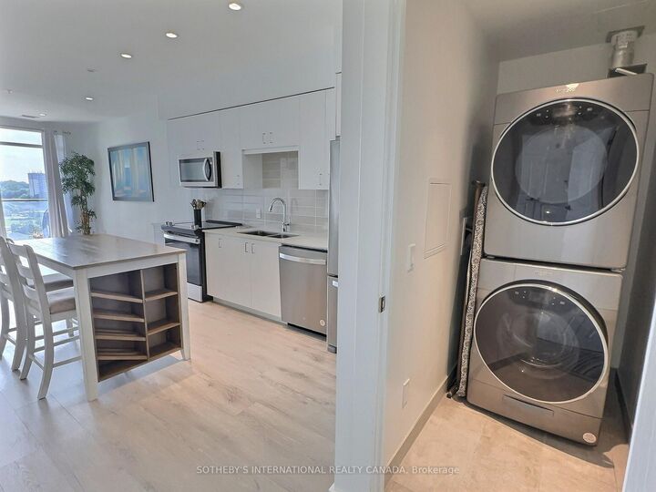 Property Photo:  15 Glebe Street 1107  ON N1S 2L8 