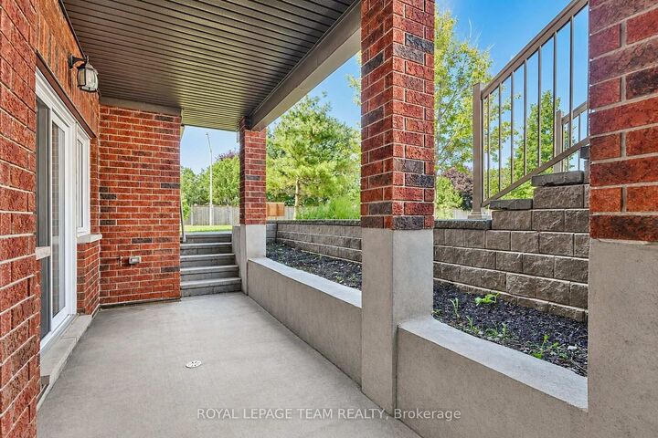Property Photo:  105 Fraser Fields Way H  ON K2J 5V1 