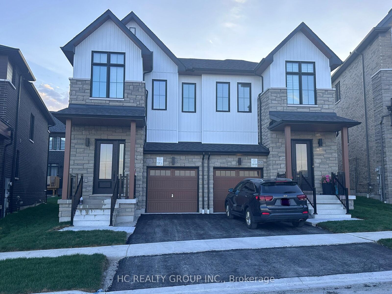 Property Photo:  1018 Valhalla Terrace  ON L1X 0P8 