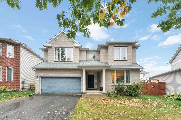 Property Photo:  23 Hearthstone Place  ON K2G 7B3 
