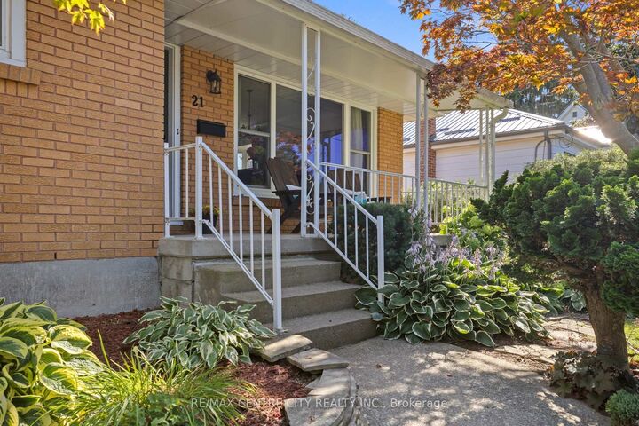 Property Photo: 21 Spruce Street ON N5R 1N4