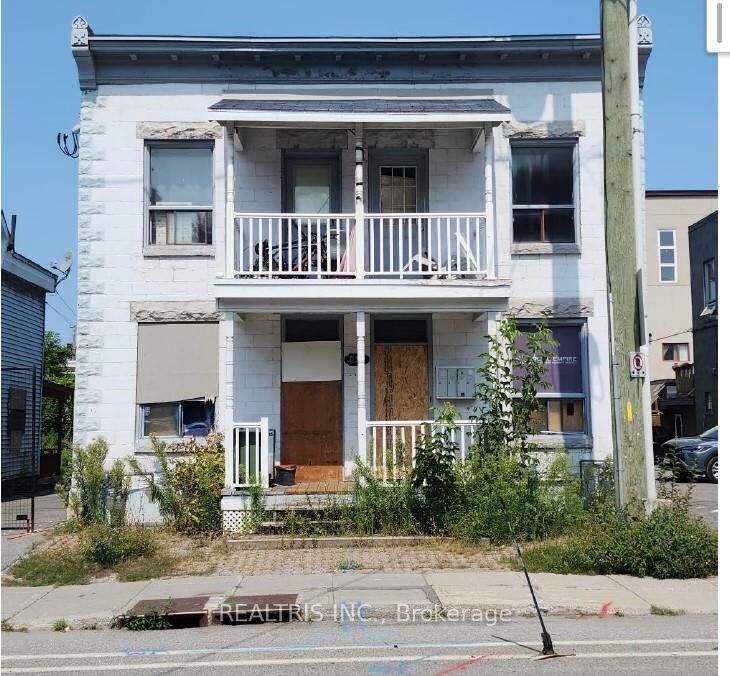 Property Photo: 235-237 St. Patrick Street ON K1N 5K2