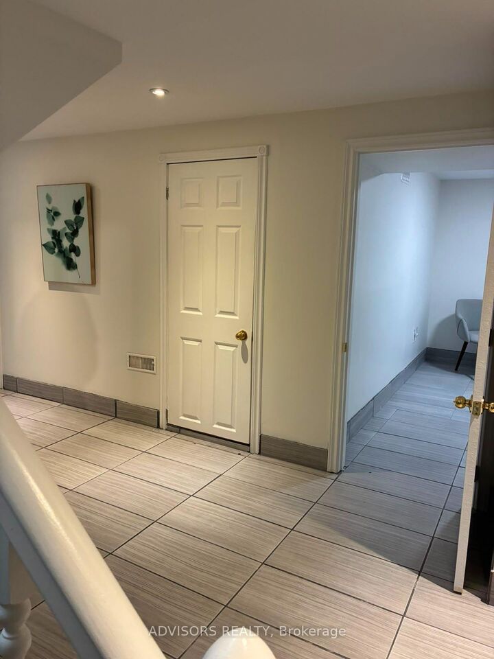 Property Photo:  1470 Fisher Avenue  ON L7P 2L8 