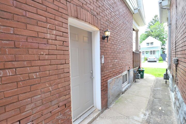 Property Photo: 102 Belmont Avenue Lower ON L8L 7M1