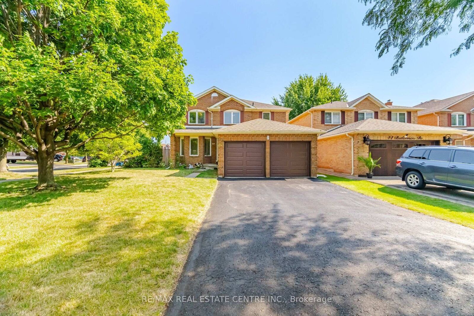 Photo de la propriété: 46 Butlermere Drive ON L6Y 4R9