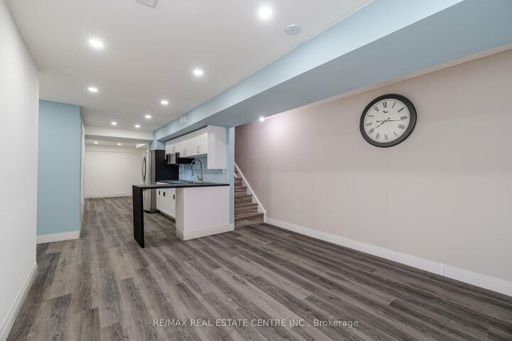 Property Photo:  177 North Park Boulevard N  ON L6M 0X3 