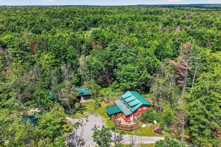 Property Photo: 82 Kennedy Drive ON K0M 1A0