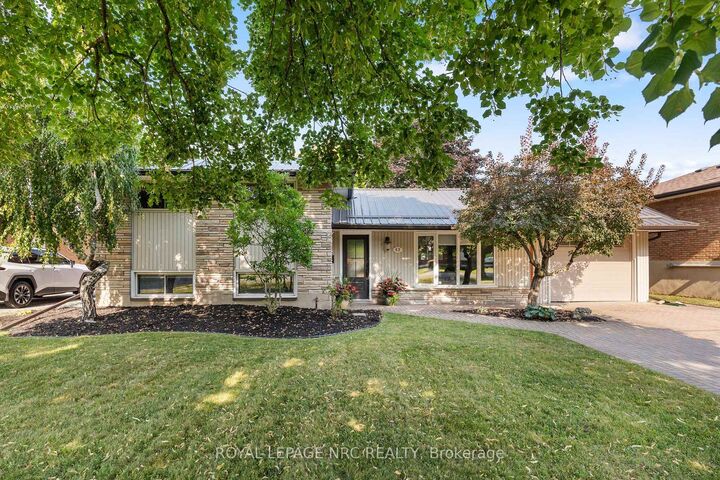 Property Photo: 43 Howard Avenue ON L2N 3W8