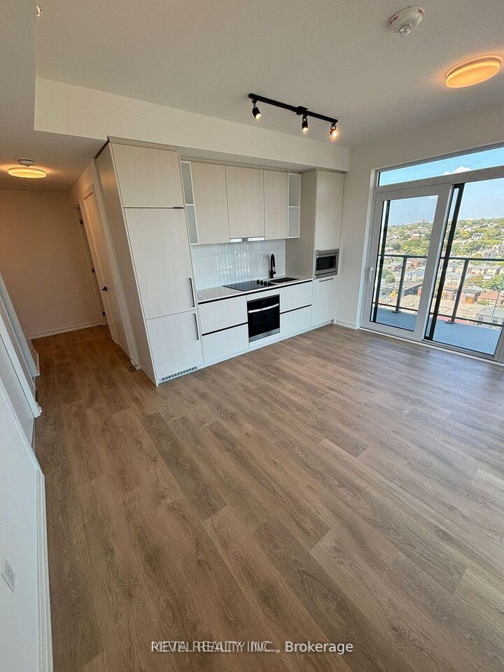 Property Photo:  1285 Dupont Street 1409  ON M6H 0E3 