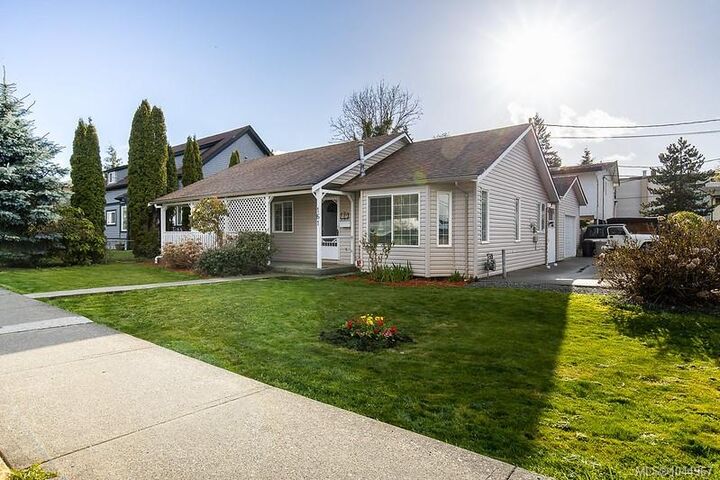 161 McKinstry Rd — photo 1