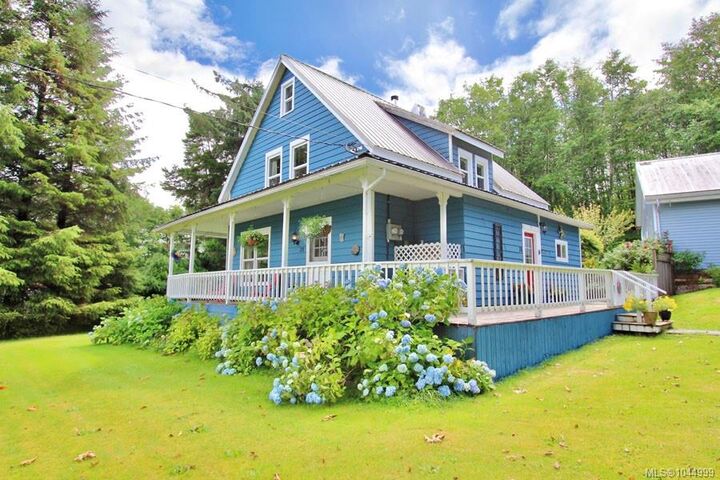 Property Photo:  30 Bayview Dr  BC V0T 1R0 