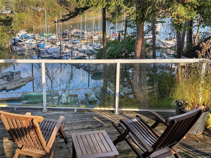 Property Photo: 2315 Mackinnon Rd #13A BC V0N 2M0