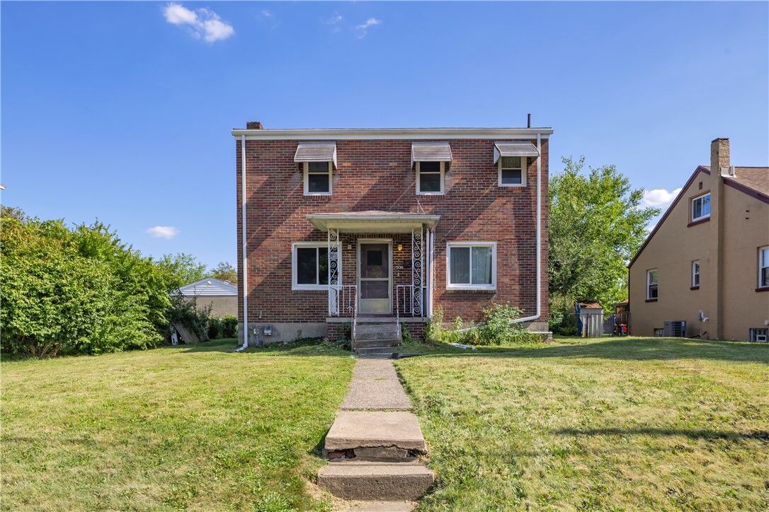 Property Photo:  508 Earl Ave  PA 15068 